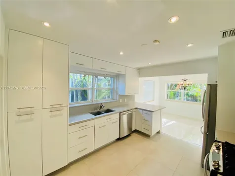 8959 Dickens Avenue Surfside FL 33154