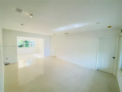 8959 Dickens Avenue Surfside FL 33154