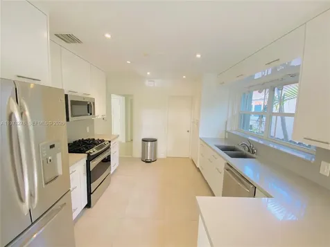 8959 Dickens Avenue Surfside FL 33154
