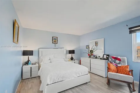 399 NW 72nd Avenue Miami FL 33126