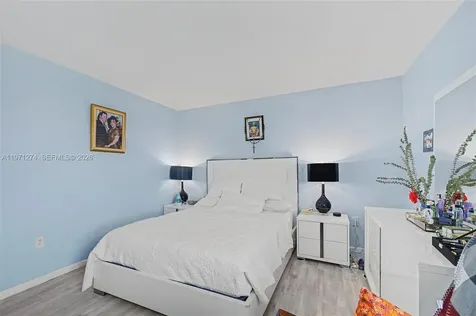 399 NW 72nd Avenue Miami FL 33126