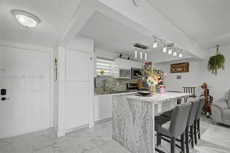399 NW 72nd Avenue Miami FL 33126