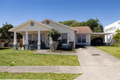 1107 Freshwater Lakes Drive West Palm Beach FL 33401