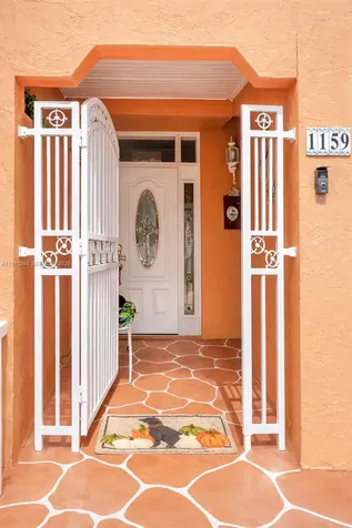 1159 W 40th Street Hialeah FL 33012
