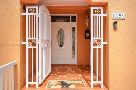 1159 W 40th Street Hialeah FL 33012
