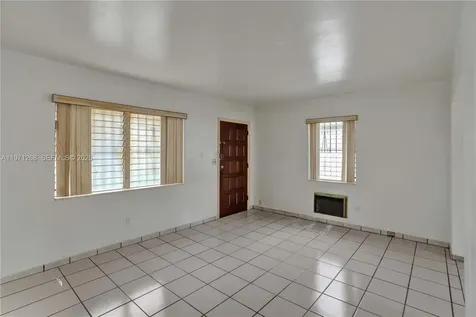 831 NW 21st Court Miami FL 33125