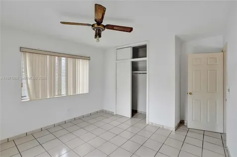 831 NW 21st Court Miami FL 33125
