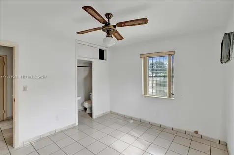 831 NW 21st Court Miami FL 33125