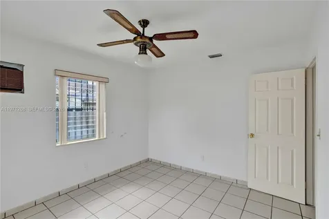831 NW 21st Court Miami FL 33125