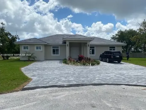 27561 SW 162nd Court Homestead FL 33031