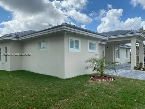 27561 SW 162nd Court Homestead FL 33031