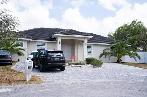 27561 SW 162nd Court Homestead FL 33031
