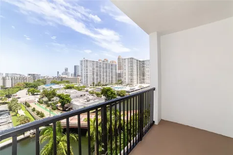 17150 N Bay Road Sunny Isles Beach FL 33160