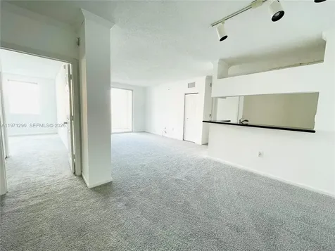 17150 N Bay Road Sunny Isles Beach FL 33160