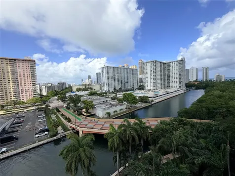 17150 N Bay Road Sunny Isles Beach FL 33160