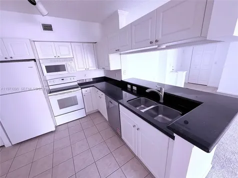 17150 N Bay Road Sunny Isles Beach FL 33160