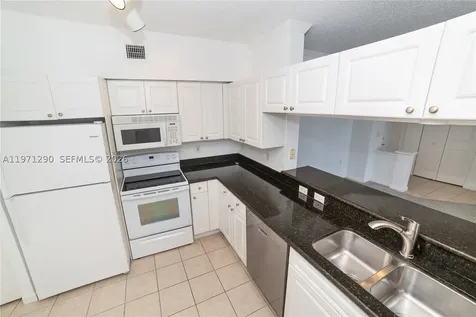 17150 N Bay Road Sunny Isles Beach FL 33160