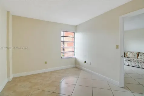 4717 NW 7th Street Miami FL 33126