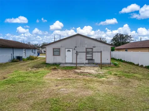 3518 Ellington Sebring FL 33870