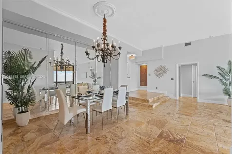 1900 Consulate Place West Palm Beach FL 33401