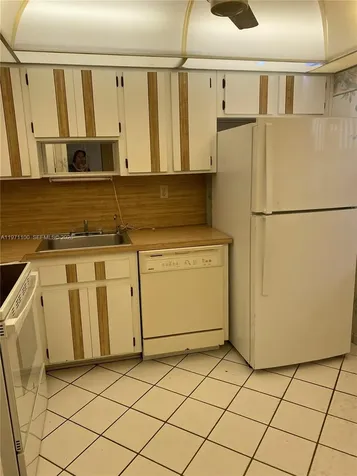 8201 Byron Avenue Miami Beach FL 33141