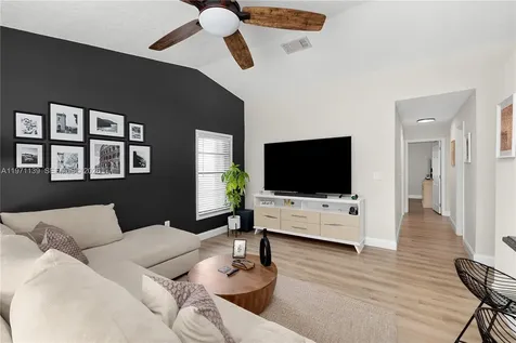 13810 Roanoke Street Davie FL 33325