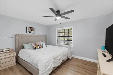 13810 Roanoke Street Davie FL 33325