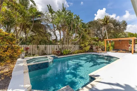 13810 Roanoke Street Davie FL 33325
