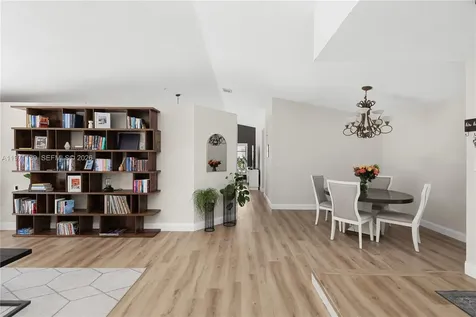13810 Roanoke Street Davie FL 33325