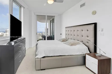 1755 E Hallandale Beach Boulevard Hallandale Beach FL 33009