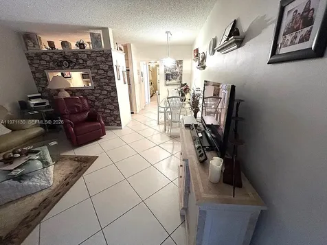 920 SW 11th Avenue Hallandale Beach FL 33009