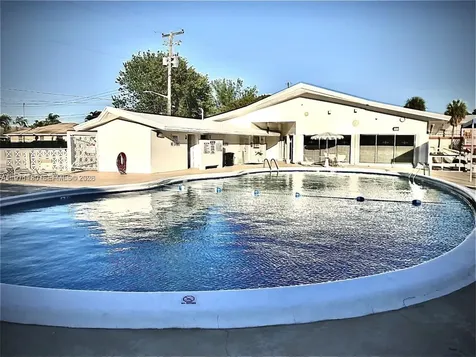 920 SW 11th Avenue Hallandale Beach FL 33009