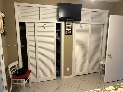 920 SW 11th Avenue Hallandale Beach FL 33009
