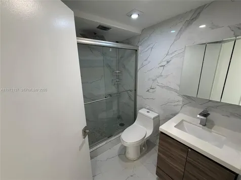 8290 Lake Drive Doral FL 33166