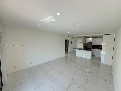 8290 Lake Drive Doral FL 33166