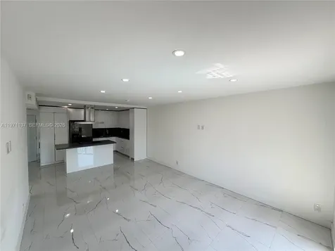 8290 Lake Drive Doral FL 33166