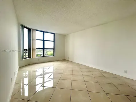 3400 NE 192nd Street Aventura FL 33180