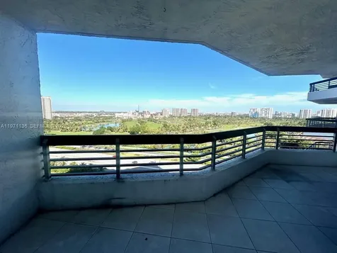 3400 NE 192nd Street Aventura FL 33180