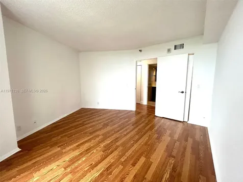 3400 NE 192nd Street Aventura FL 33180
