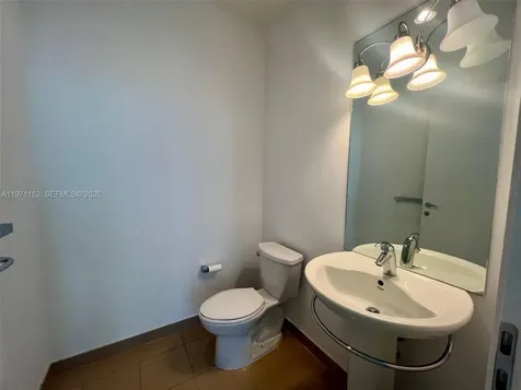 300 S Biscayne Boulevard Miami FL 33131