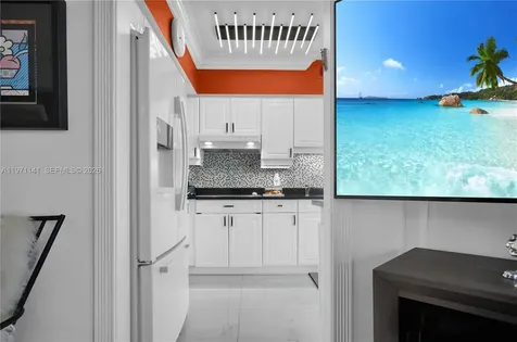 4775 Collins Avenue Miami Beach FL 33140