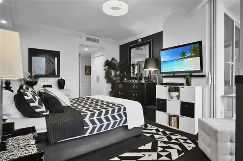 4775 Collins Avenue Miami Beach FL 33140
