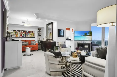4775 Collins Avenue Miami Beach FL 33140