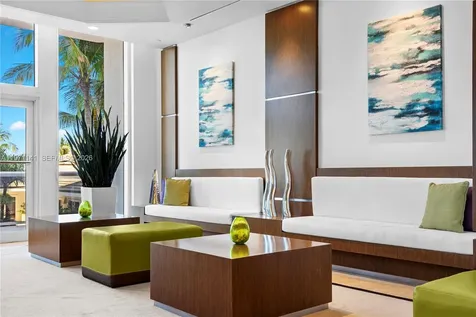4775 Collins Avenue Miami Beach FL 33140