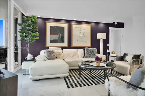 4775 Collins Avenue Miami Beach FL 33140