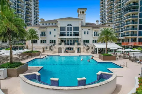 4775 Collins Avenue Miami Beach FL 33140