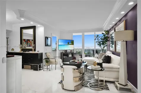 4775 Collins Avenue Miami Beach FL 33140