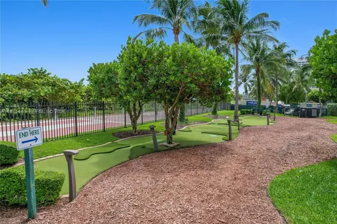 4775 Collins Avenue Miami Beach FL 33140