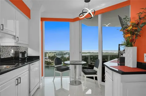 4775 Collins Avenue Miami Beach FL 33140