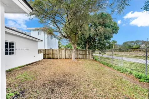 2875 NE 4th Street Homestead FL 33033